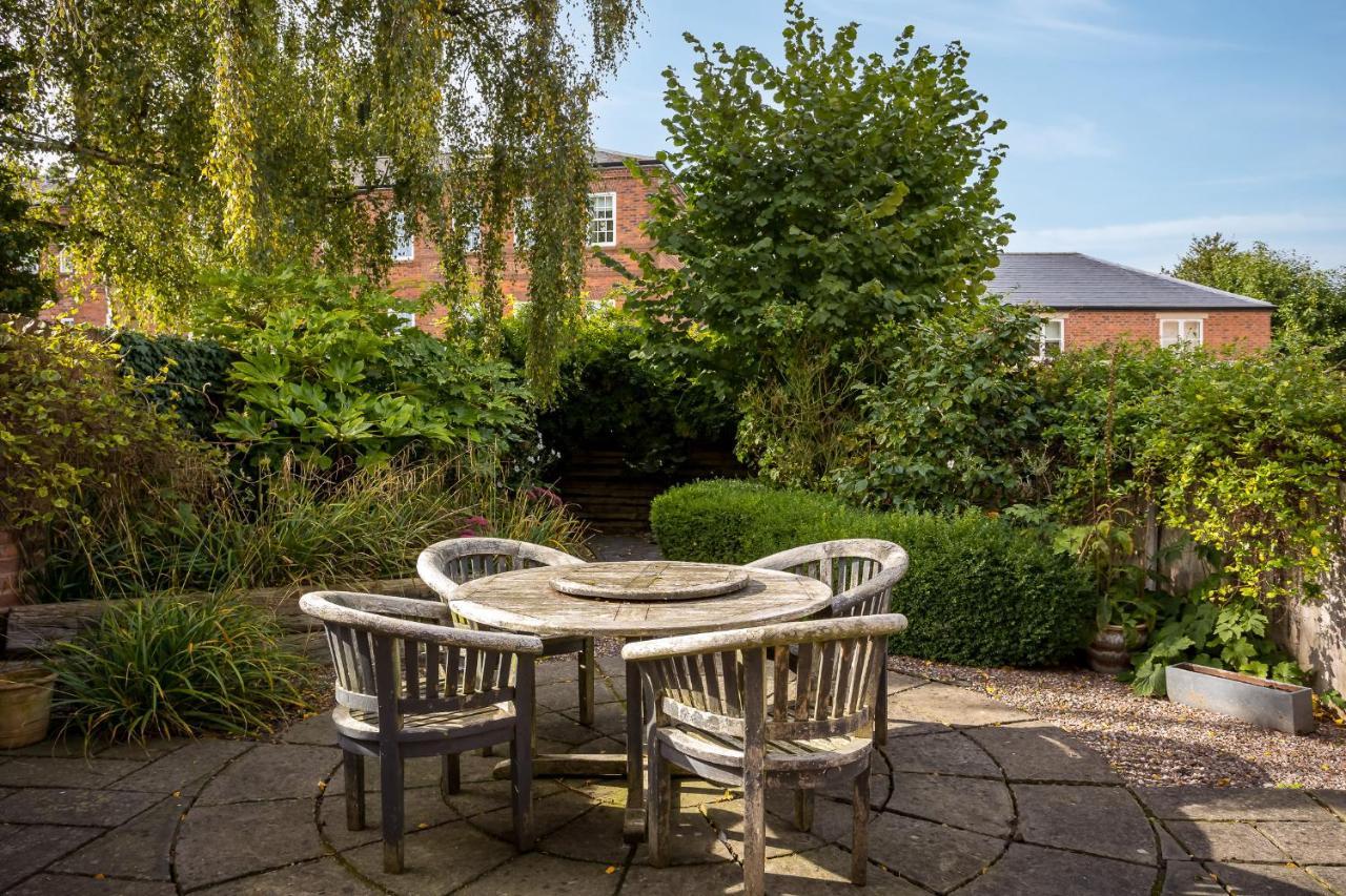 St Johns House Lichfield Bed and Breakfast Eksteriør billede